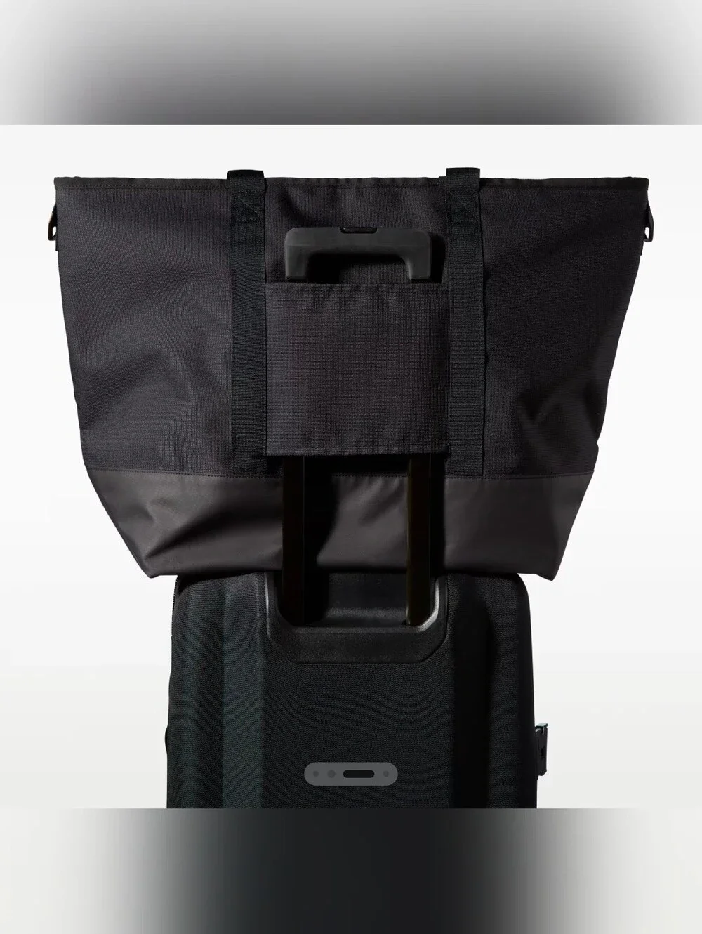 Nike Heritage Eugene Large Black Travel Tote Bag 63L